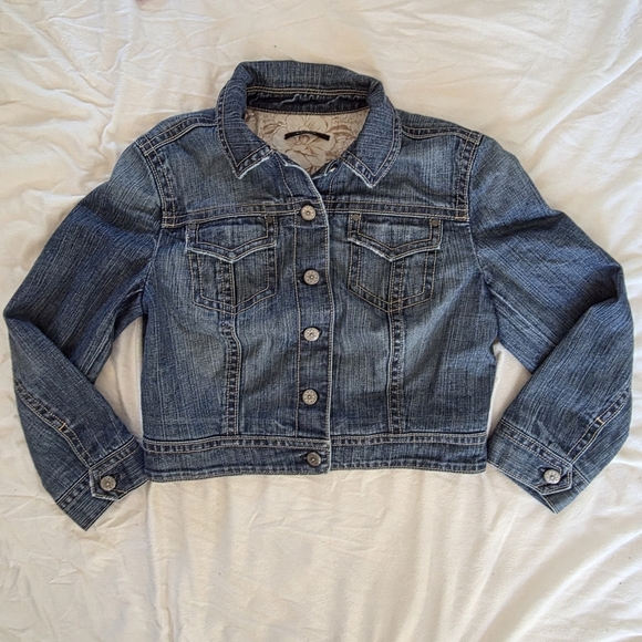 Vintage Denim Jean Jacket – Button Up Distressed Wash - Picture 1 of 11